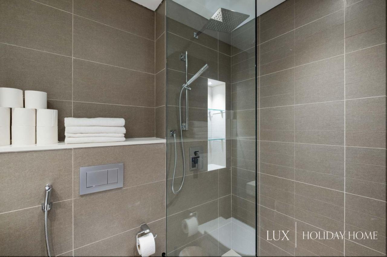 Lux - Contemporary Suite With Full Marina View Dubái Exterior foto